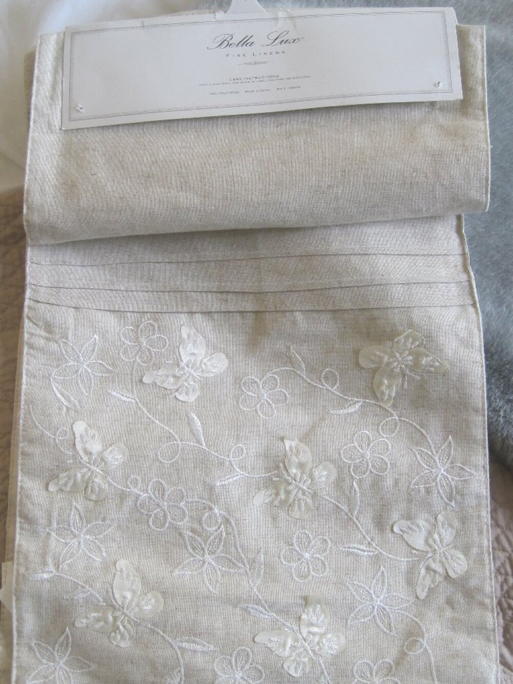 BELLA LUX NATURAL & BEIGE TABLE RUNNER IVORY APPLIQUE BUTTERFLIES 14" X 72" NWT